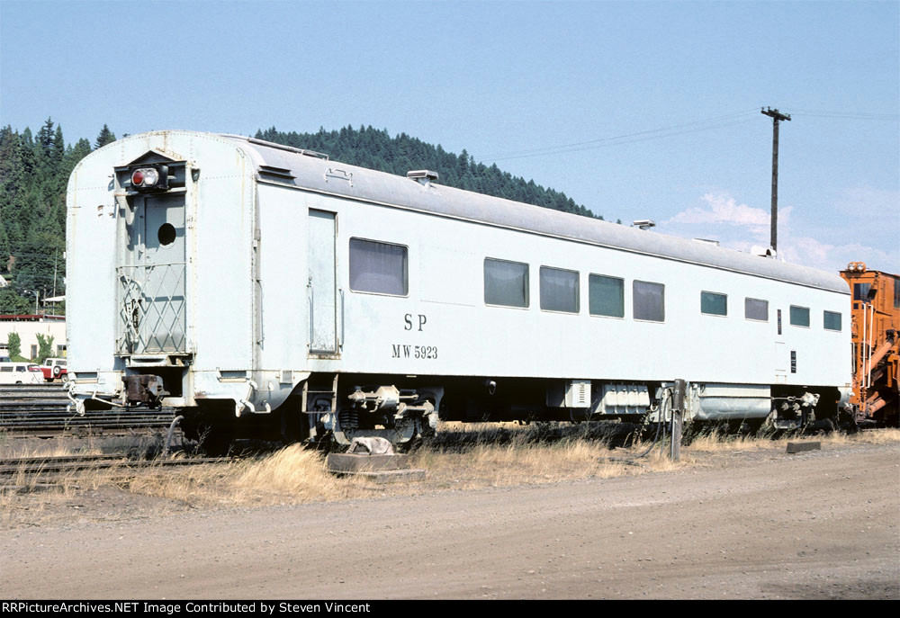 Southern Pacific ex diner SPMW #5923